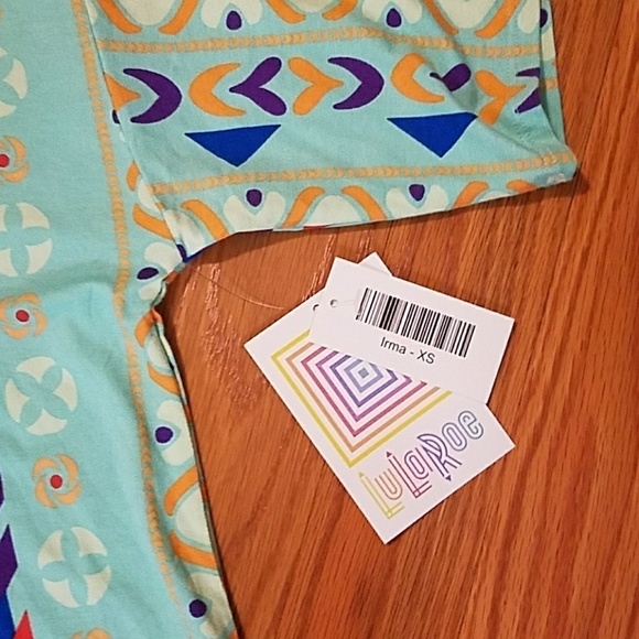 LuLaRoe Irma New - Picture 4 of 4
